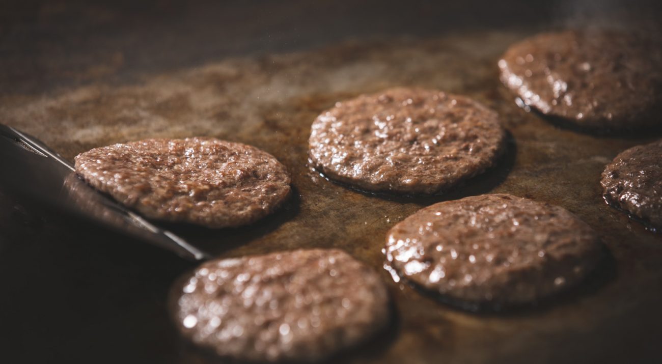 100%純牛肉！ 麥當勞牛肉餅黃金製程大揭密