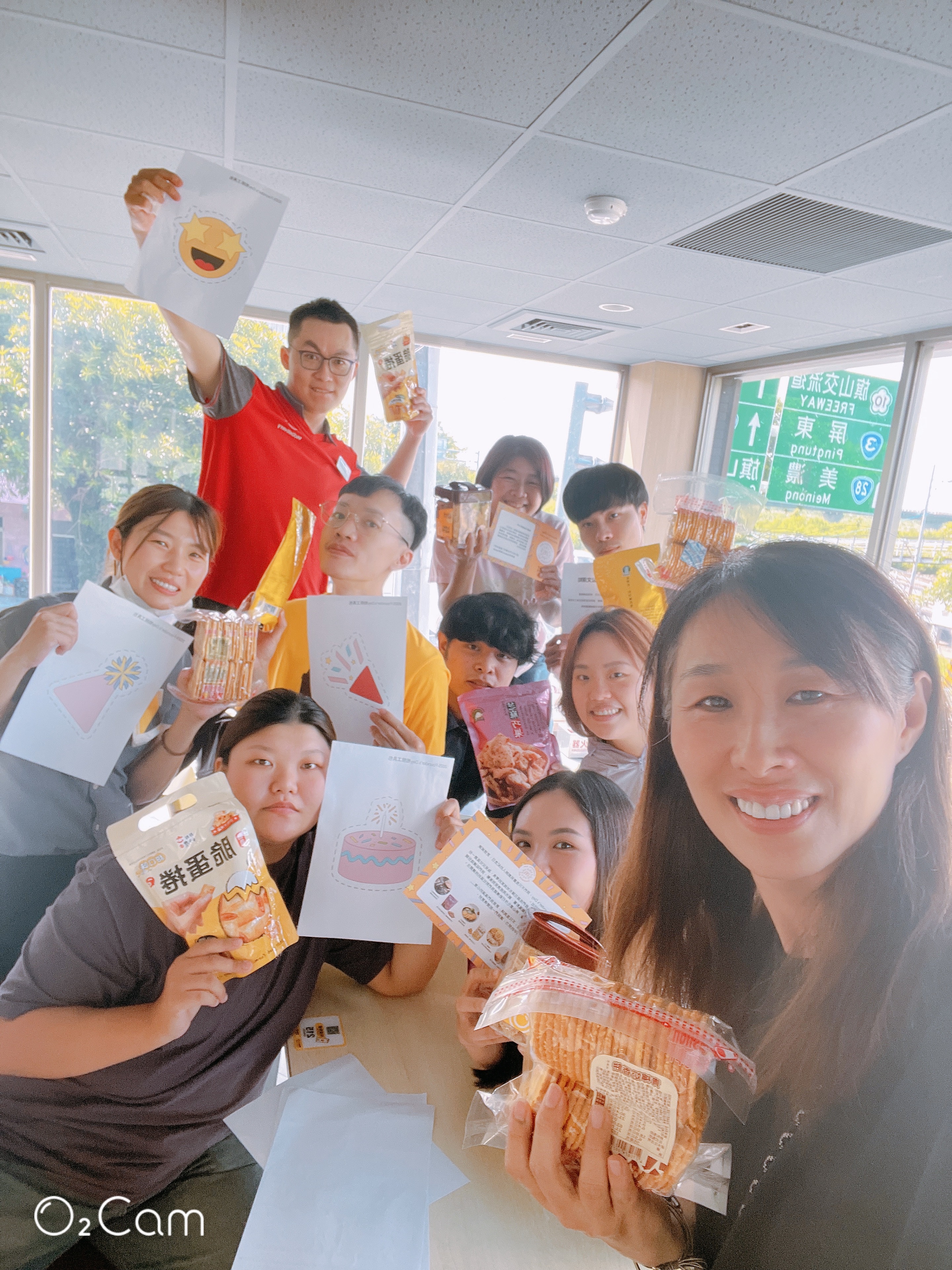 麥當勞就像個大家庭,麥胞彼此陪伴、互相關心。